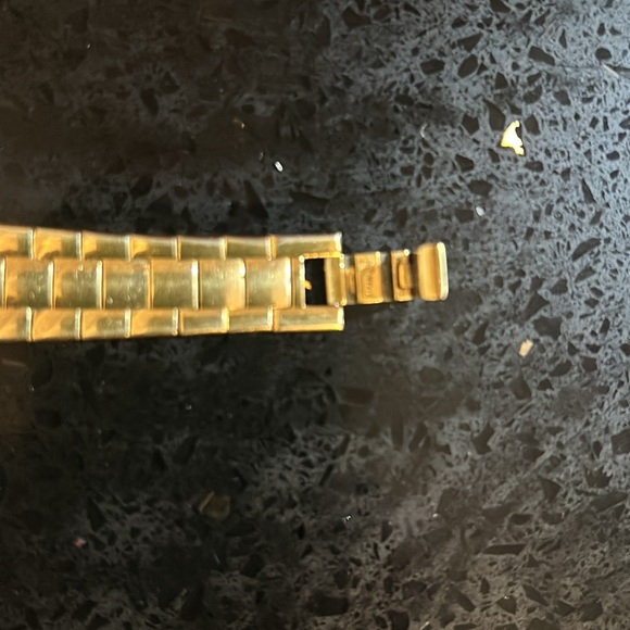 Gucci Watch - Picture 9 of 12